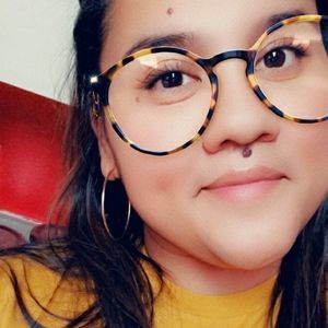 Meet your Posher, Odalys